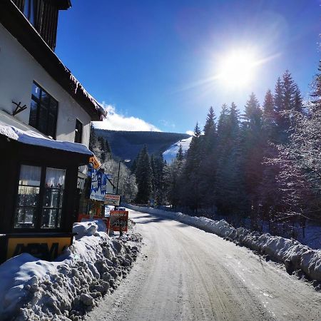 Hostel Fortuna Špindlerŭv Mlýn Exteriör bild