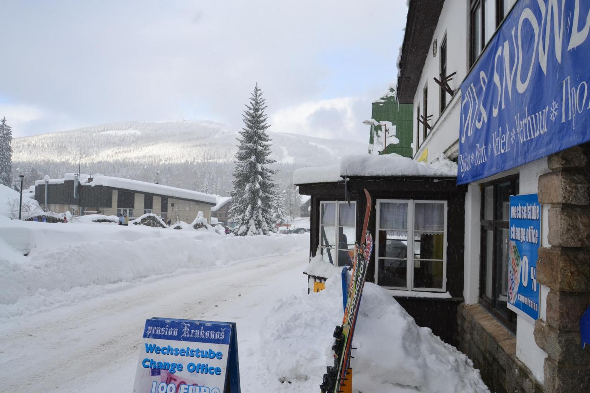 Hostel Fortuna Špindlerŭv Mlýn Exteriör bild