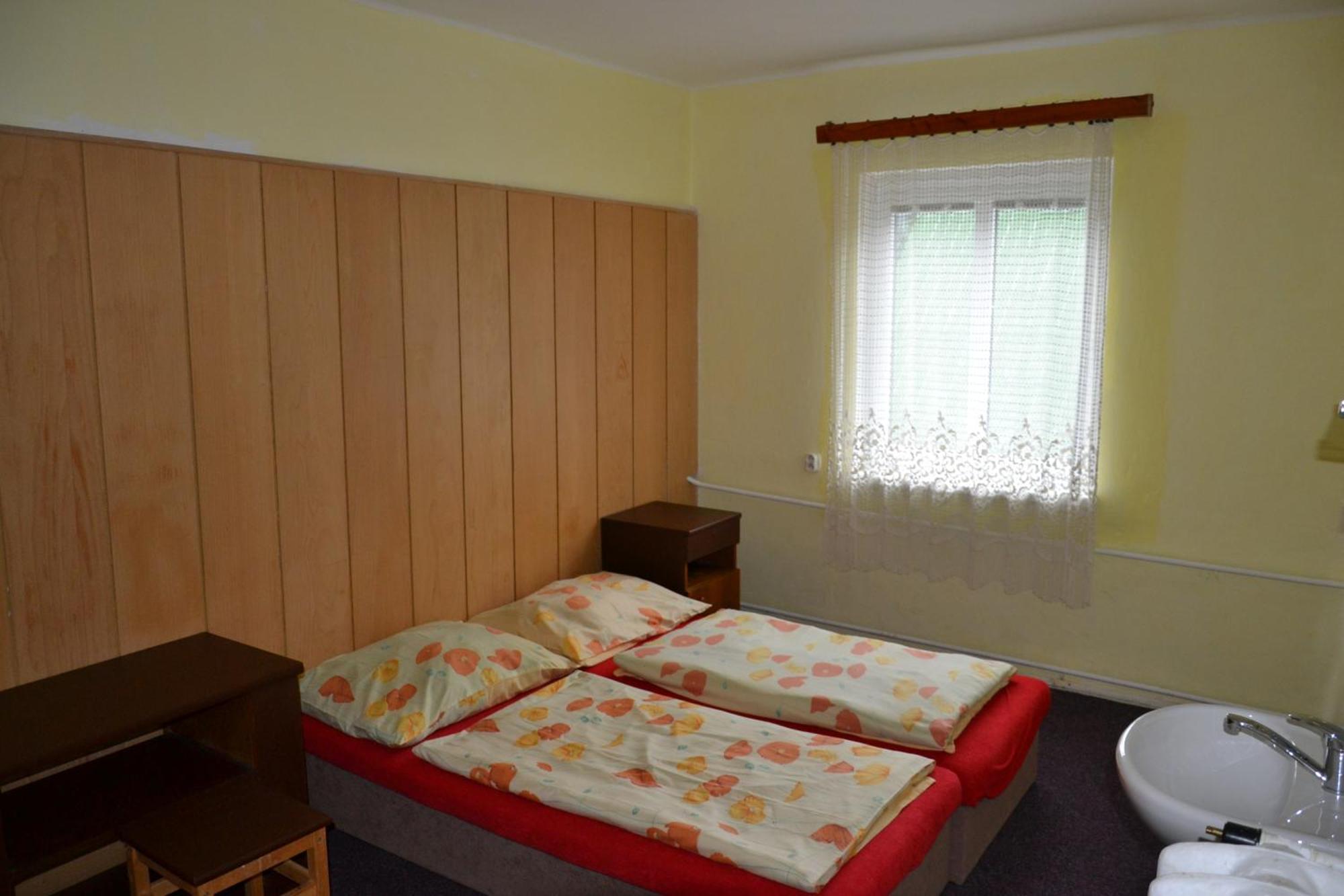 Hostel Fortuna Špindlerŭv Mlýn Exteriör bild
