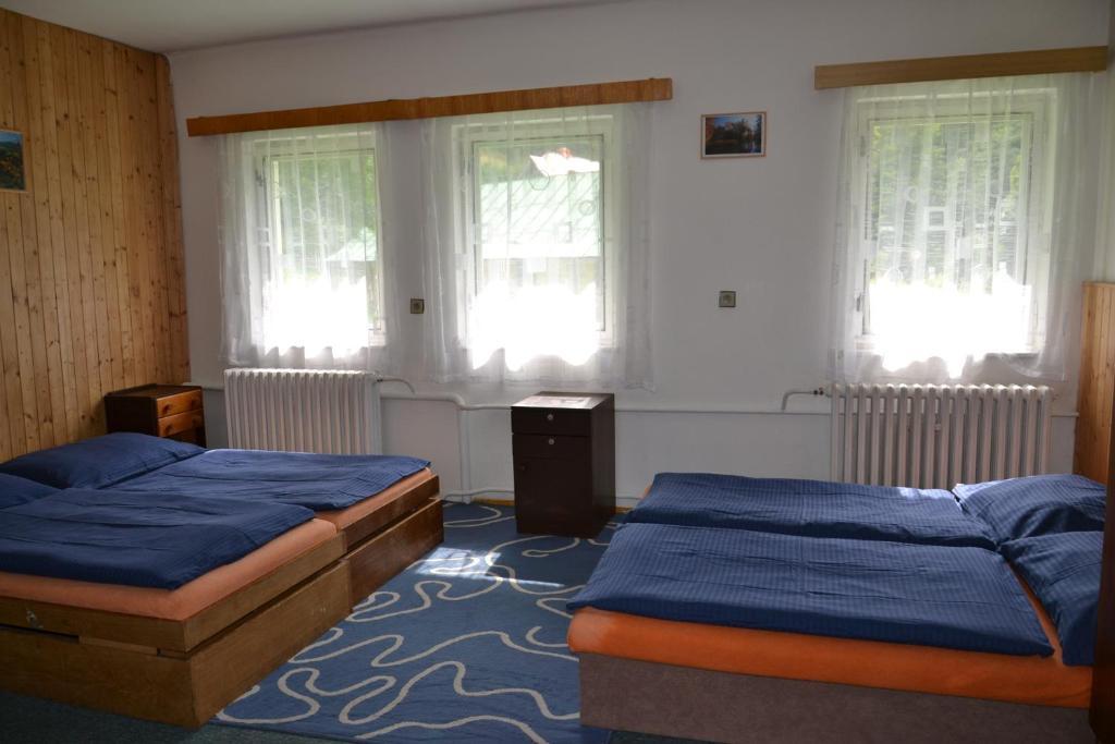 Hostel Fortuna Špindlerŭv Mlýn Rum bild