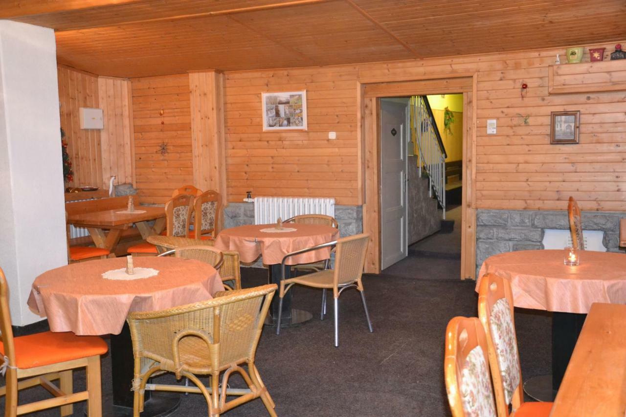 Hostel Fortuna Špindlerŭv Mlýn Exteriör bild