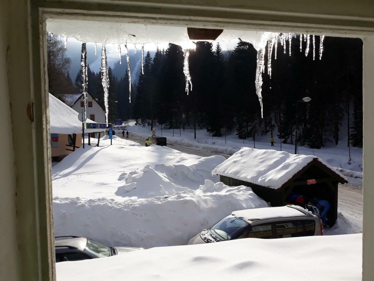 Hostel Fortuna Špindlerŭv Mlýn Exteriör bild