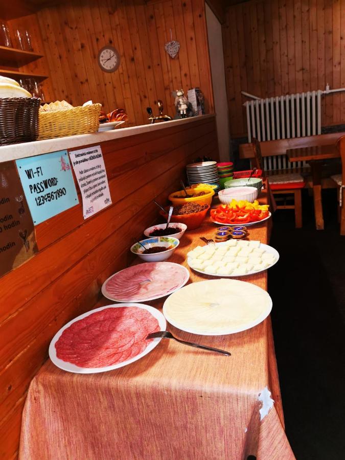 Hostel Fortuna Špindlerŭv Mlýn Exteriör bild